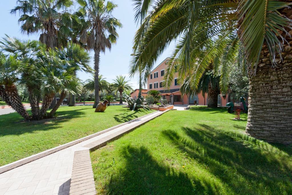 Villa Luigi Hotel & Restaurant Nuova Gestione Villa Rosa Di Martinsicuro Ngoại thất bức ảnh