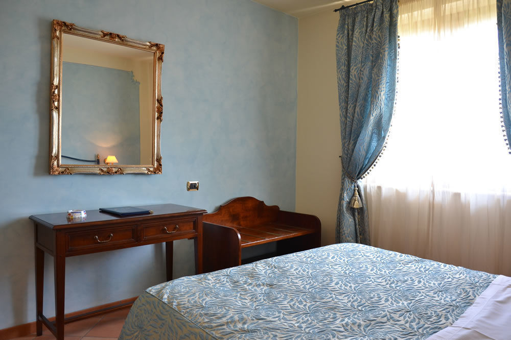 Villa Luigi Hotel & Restaurant Nuova Gestione Villa Rosa Di Martinsicuro Ngoại thất bức ảnh