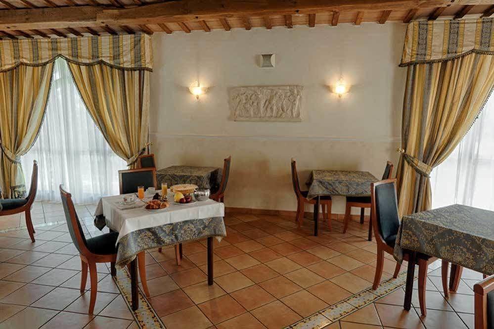 Villa Luigi Hotel & Restaurant Nuova Gestione Villa Rosa Di Martinsicuro Ngoại thất bức ảnh