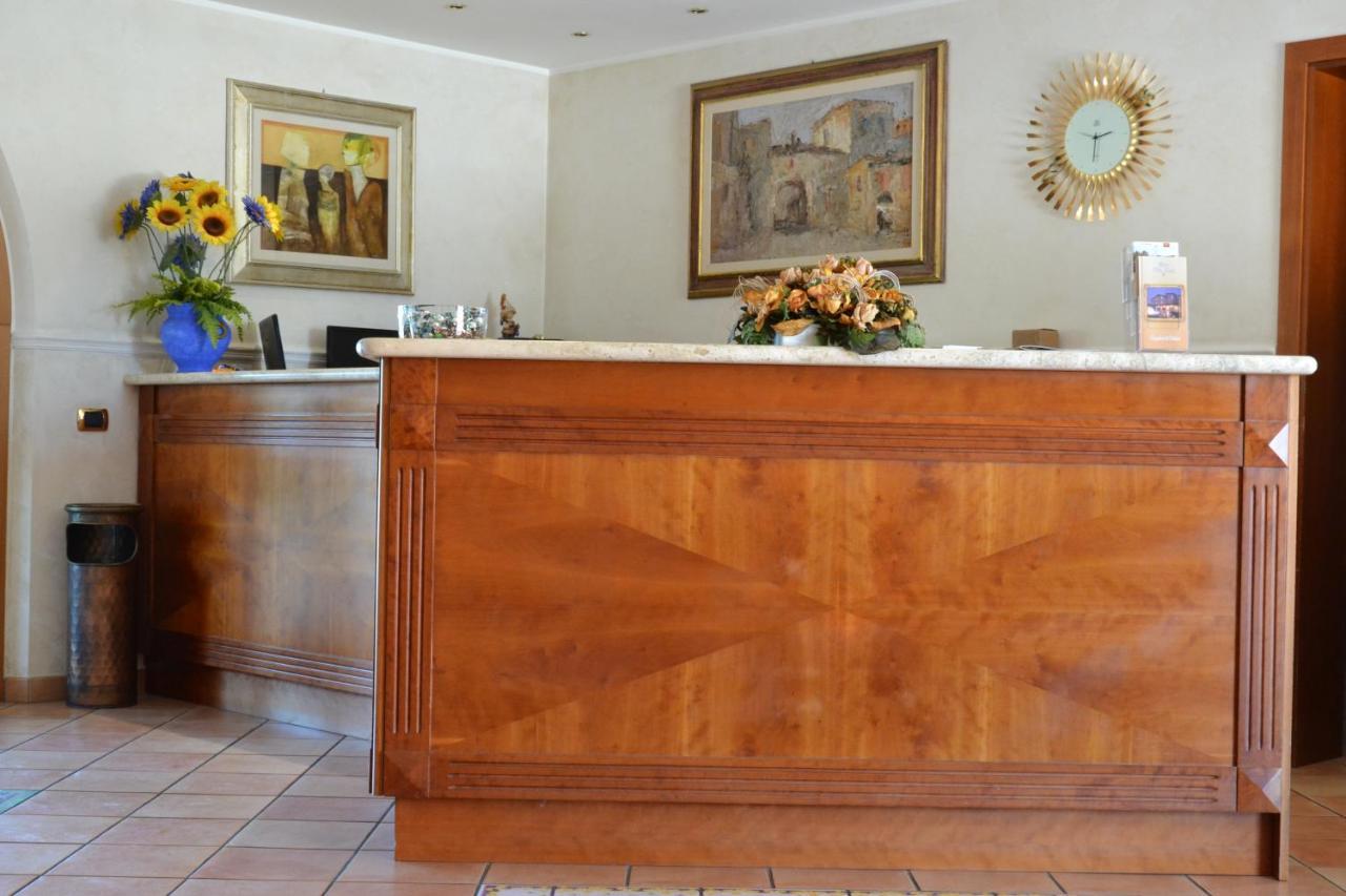Villa Luigi Hotel & Restaurant Nuova Gestione Villa Rosa Di Martinsicuro Ngoại thất bức ảnh