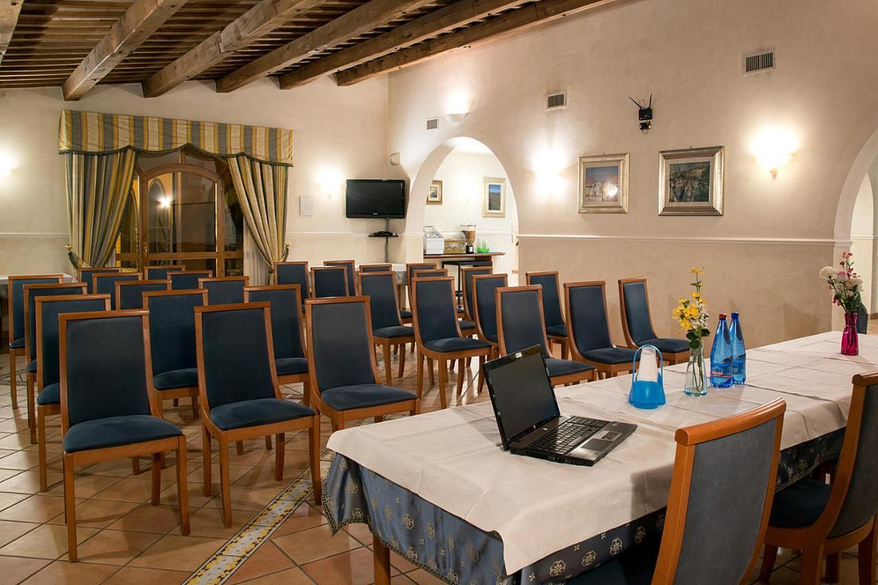 Villa Luigi Hotel & Restaurant Nuova Gestione Villa Rosa Di Martinsicuro Ngoại thất bức ảnh